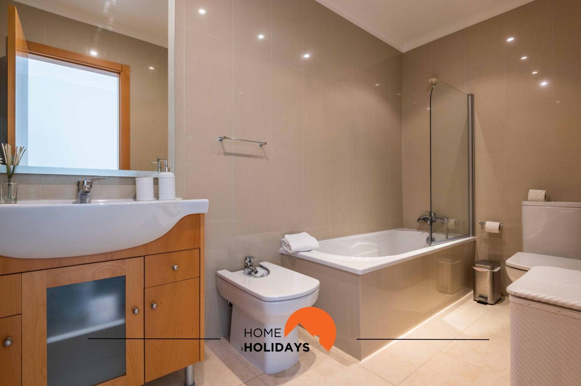Vakantiehuis #226 Lii By Holidays *