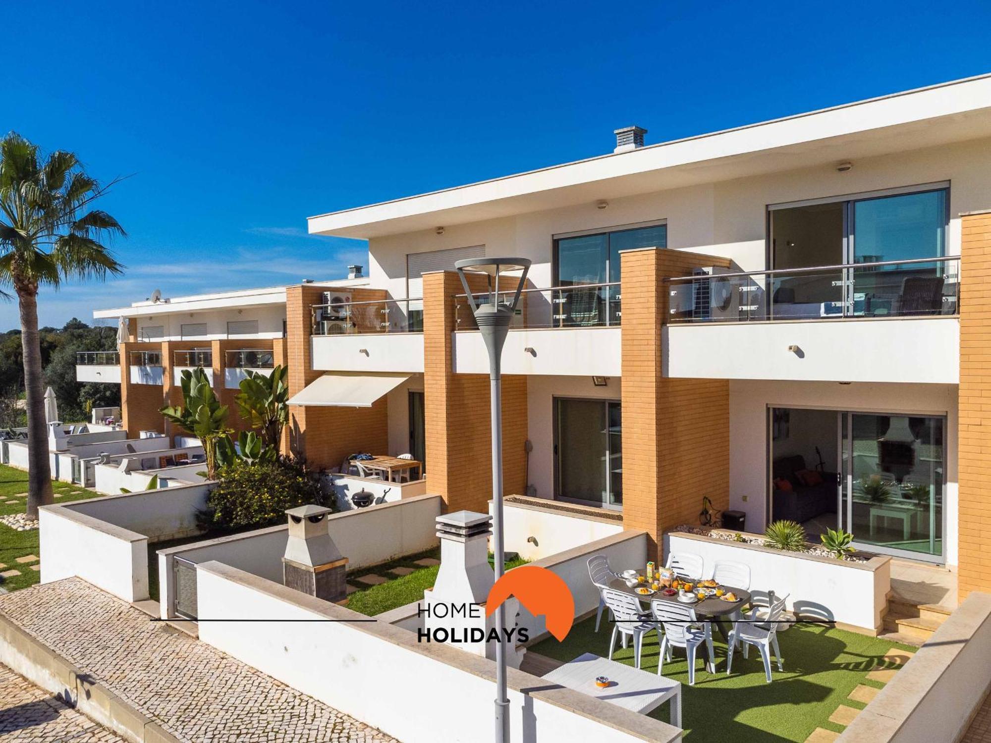 #226 Lii By Holidays * Albufeira